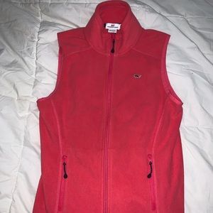 Vineyard vine vest